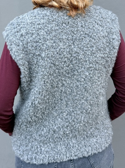 Strickanleitung Bouclé-Weste RILANA, Größe 36-46