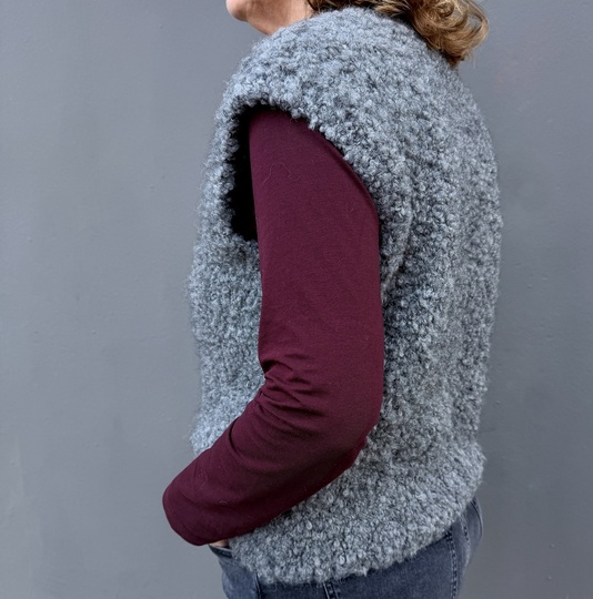 Strickanleitung Bouclé-Weste RILANA, Größe 36-46