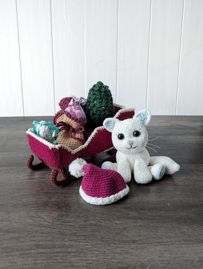 Crochet Christmas Sleigh - Amigurumi Crochet Pattern (in ENG, DE)
