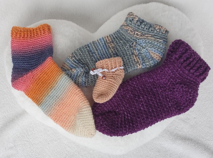 Häkelanleitung für Linus-Häkelsocke cuff down mit Bumerang-Ferse