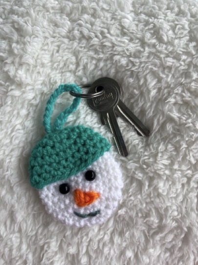 Häkelanleitung Schlüsselanhänger Schneemann