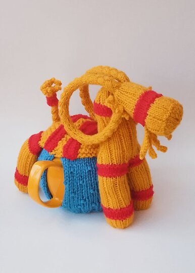 TeaCosyFolk's Christmas Yule Goat Tea Cosy Knitting Pattern
