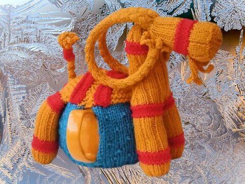 TeaCosyFolk's Christmas Yule Goat Tea Cosy Knitting Pattern