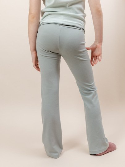 Mädchen Leggings nähen – Flared Leg mit Foldover-Bund (Schnittmuster)