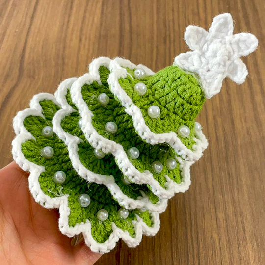 Crochet Christmas Tree Pattern - DIY Decor-Beginner-Friendly Amigurumi Deco