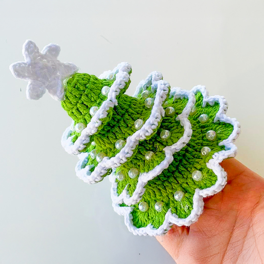 Crochet Christmas Tree Pattern - DIY Decor-Beginner-Friendly Amigurumi Deco