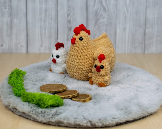 Hen Family Crochet Pattern – Hen and Chick Chenille Amigurumi PDF Tutorial