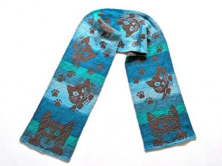 Scarf "Cat Gang" - double sided knitting pattern
