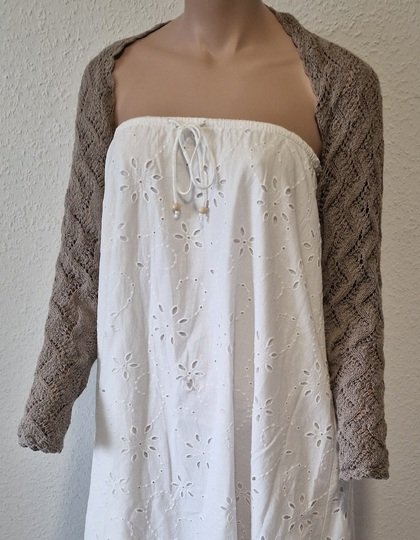 Strickanleitung für das Schulterjäckchen "Honeymoon"