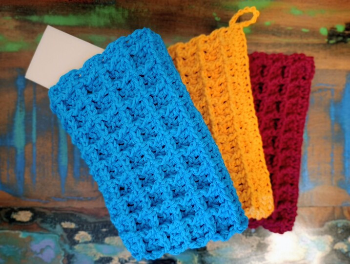 Farbenfrohes Reinigungstuch und Spülhandschuh nachhaltig selbst herstellen