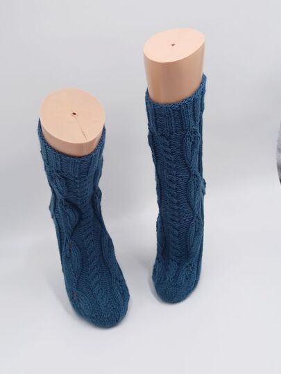 Sockenanleitung "Tränen der", für Maschenzahlen 40 bis 72, Musterssatz 20 M