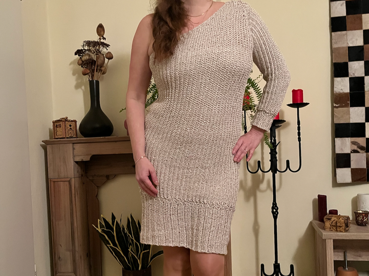 Häkelanleitung One-Shoulder-Kleid "Golden Aura"