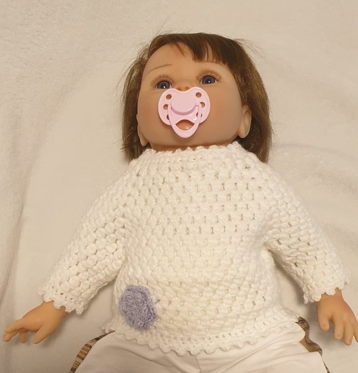 Anleitung für gehäkelten Babypulli Fiona 0–3 / 3–6 Monate Puppenpullover