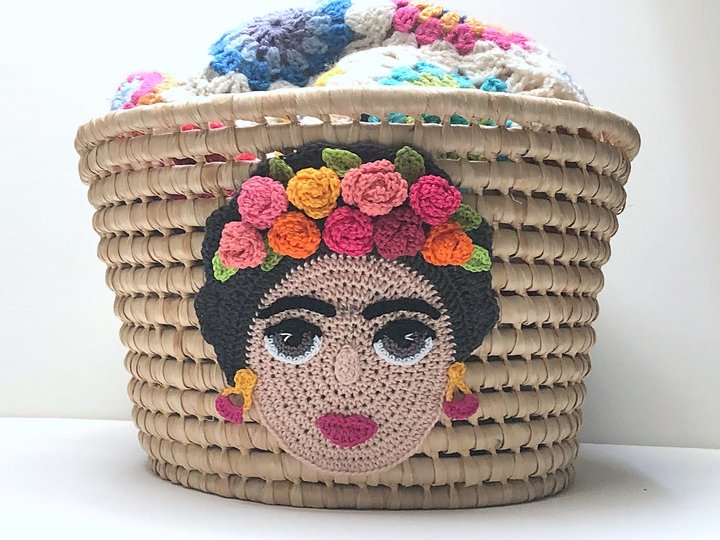 Häkelanleitung Frau mit Blumen "Mexican Beauty", Frauenkopf Applikation PDF