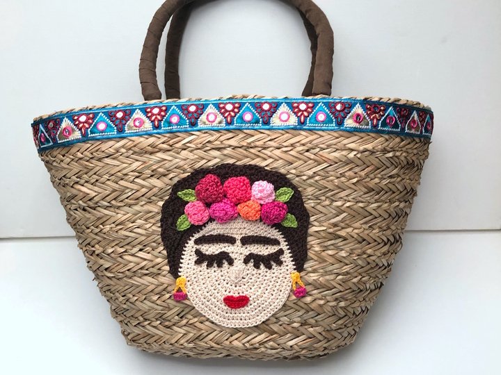 Häkelanleitung Frau mit Blumen "Mexican Beauty", Frauenkopf Applikation PDF