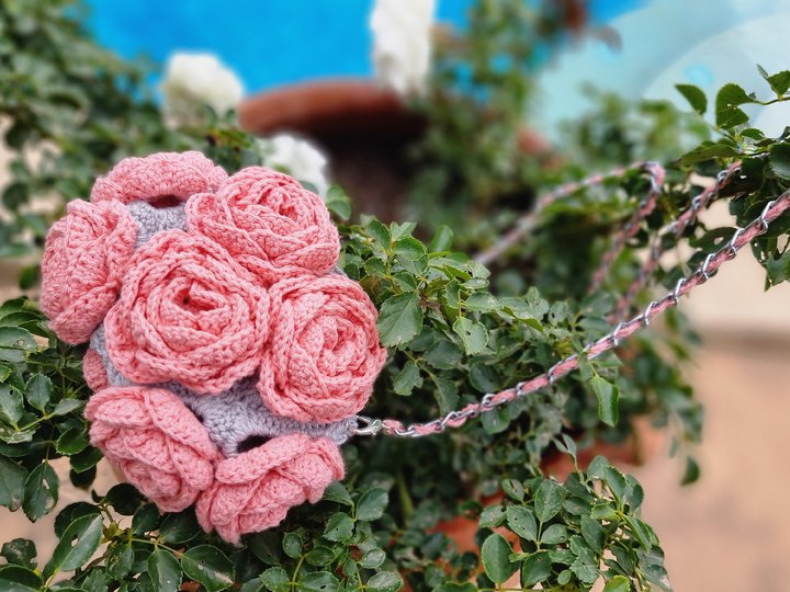 Crochet pattern, 3D motif, rose, granny square