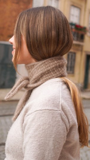 Knit a Mini Shawl in the Sophie Scarf Trend with Video Tutorial