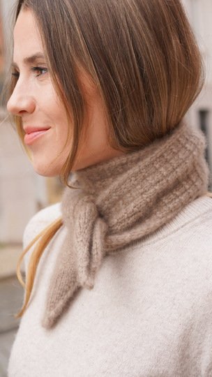 Minituch im Sophie-Scarf-Trend stricken mit Videoanleitung