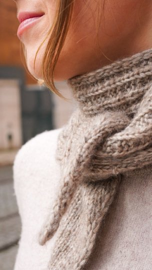 Minituch im Sophie-Scarf-Trend stricken mit Videoanleitung