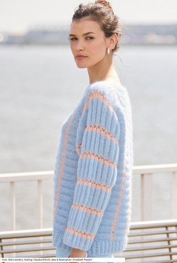 Quergestrickter Pullover