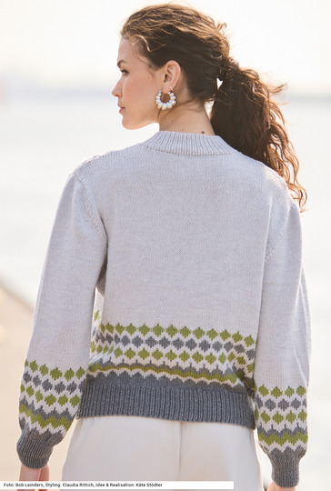 Pulli mit Jacquardbordüre