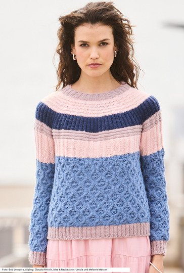 Strukturpulli mit Rundpasse