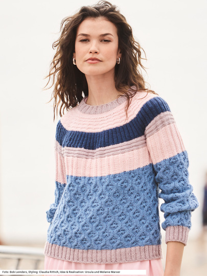 Strukturpulli mit Rundpasse