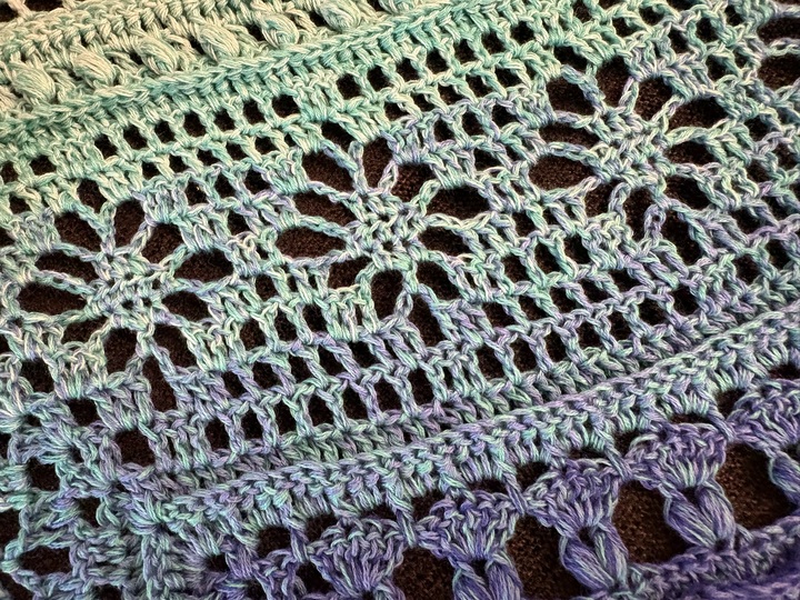 Crochet Pattern Triangular Scarf "Abia"