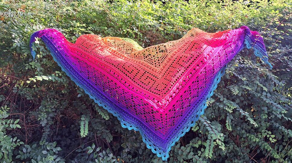 Crochet Pattern Triangular Scarf "Abia"