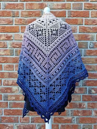 Crochet Pattern Triangular Scarf "Abia"