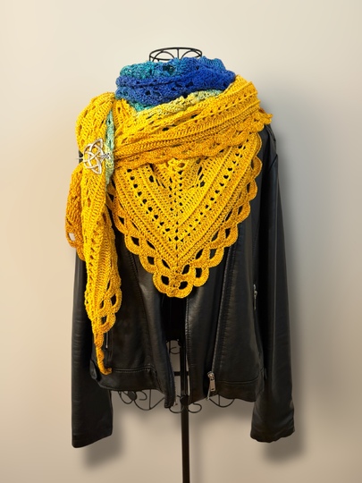 Crochet Pattern Triangular Scarf "Abia"
