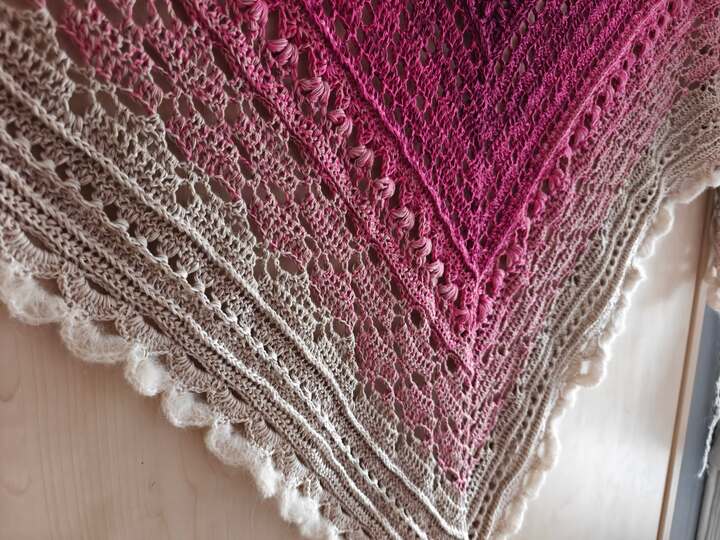 Crochet Pattern Triangular Scarf "Abia"