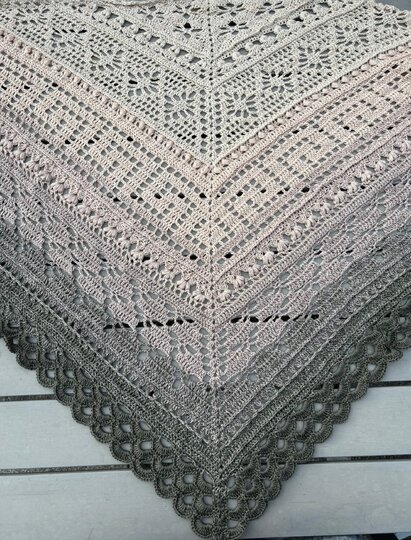 Crochet Pattern Triangular Scarf "Abia"