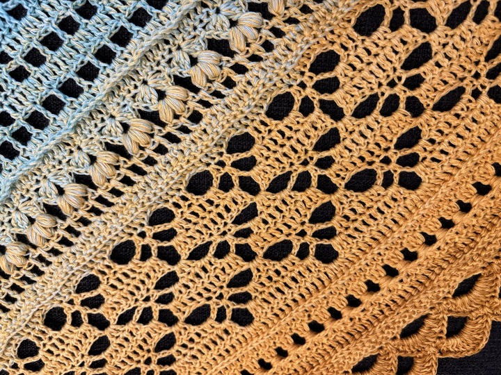 Crochet Pattern Triangular Scarf "Abia"