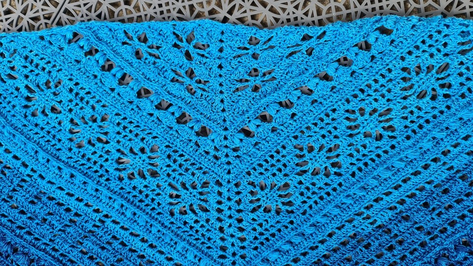 Crochet Pattern Triangular Scarf "Abia"