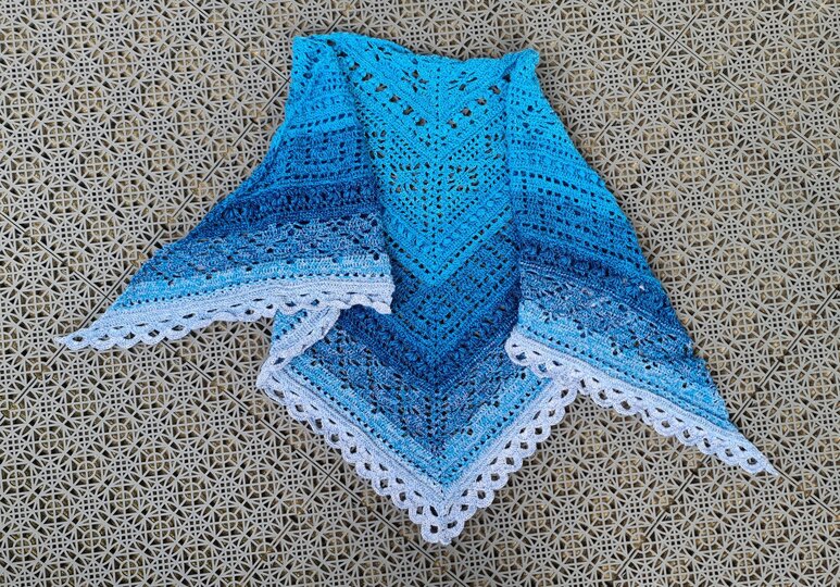 Crochet Pattern Triangular Scarf "Abia"