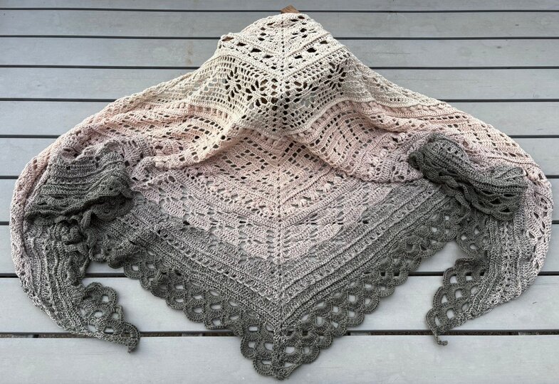 Häkelanleitung Dreieckstuch "Abia"