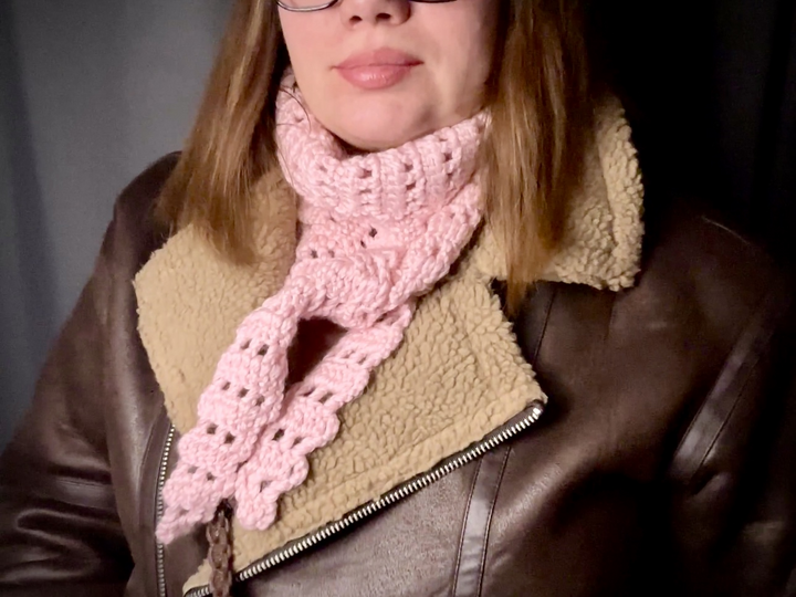Crochet pattern croissant scarf PDF and video tutorial
