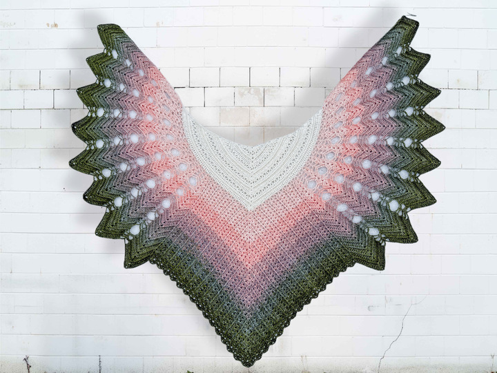 Crochet pattern shawl Veilwyn