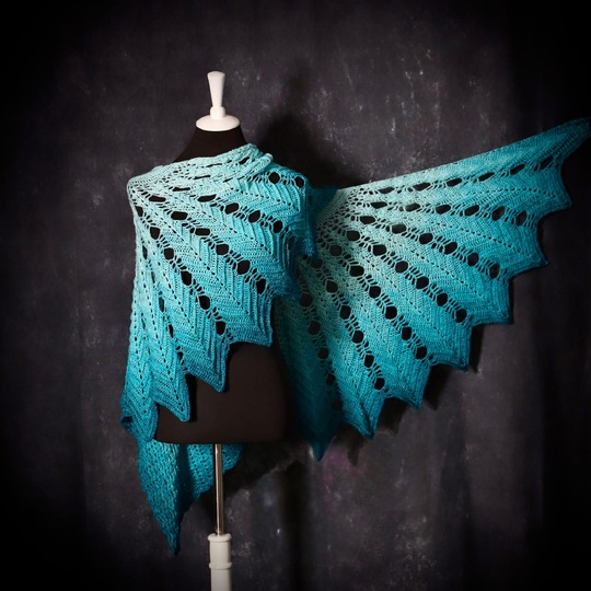 Crochet pattern shawl Veilwyn