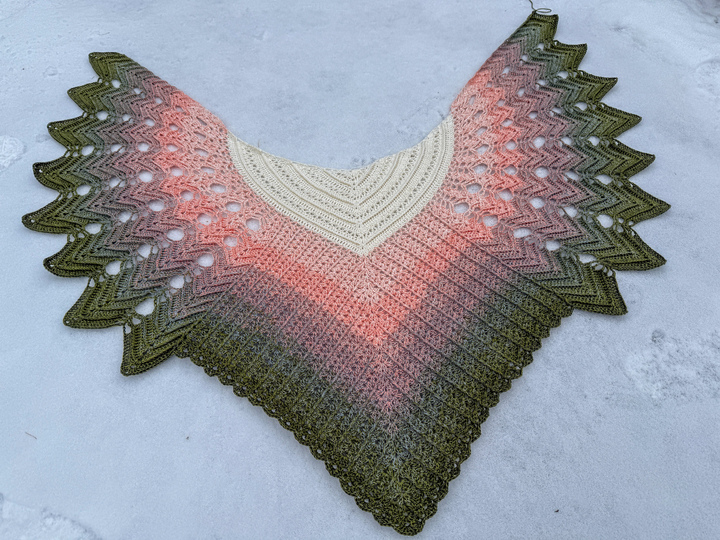 Crochet pattern shawl Veilwyn