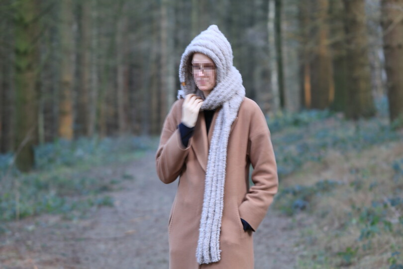 Knitting pattern Hannah's hooded scarf No. 007