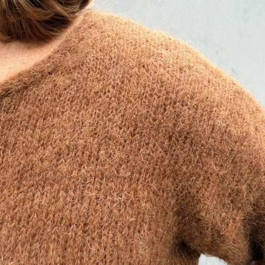 Strickanleitung Pullover JULIKA – schlicht, weich & zeitlos