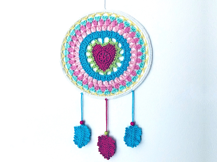 Heart Dreamcatcher Crochet Pattern wall decor