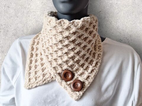 Häkelanleitung kuschlig warme Halssocke, Kragenschal, Chenille-Wolle  #353