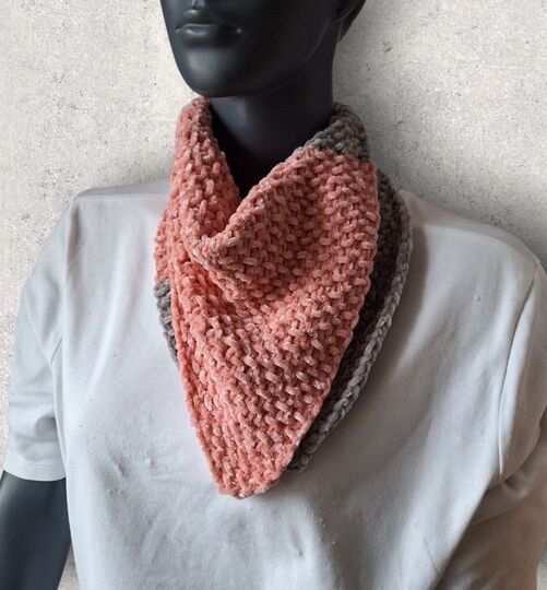 Strickanleitung kuschlig warme Halssocke, Kragenschal, Chenille-Wolle  #354