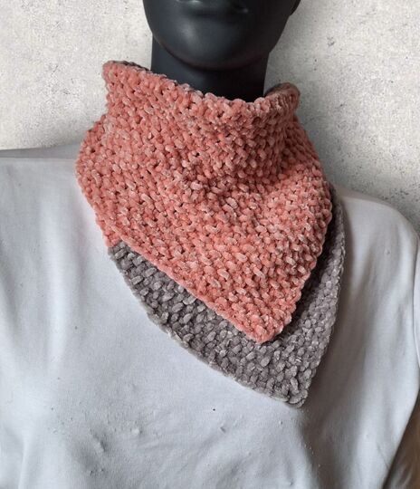 Strickanleitung kuschlig warme Halssocke, Kragenschal, Chenille-Wolle  #354