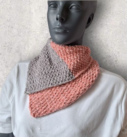 Strickanleitung kuschlig warme Halssocke, Kragenschal, Chenille-Wolle  #354