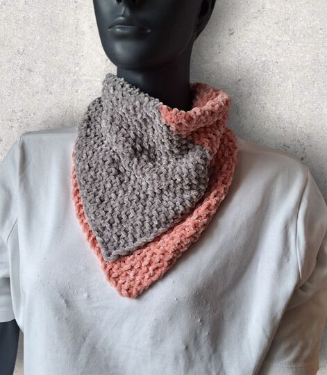 Strickanleitung kuschlig warme Halssocke, Kragenschal, Chenille-Wolle  #354