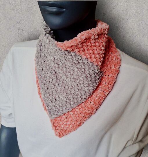 Strickanleitung kuschlig warme Halssocke, Kragenschal, Chenille-Wolle  #354